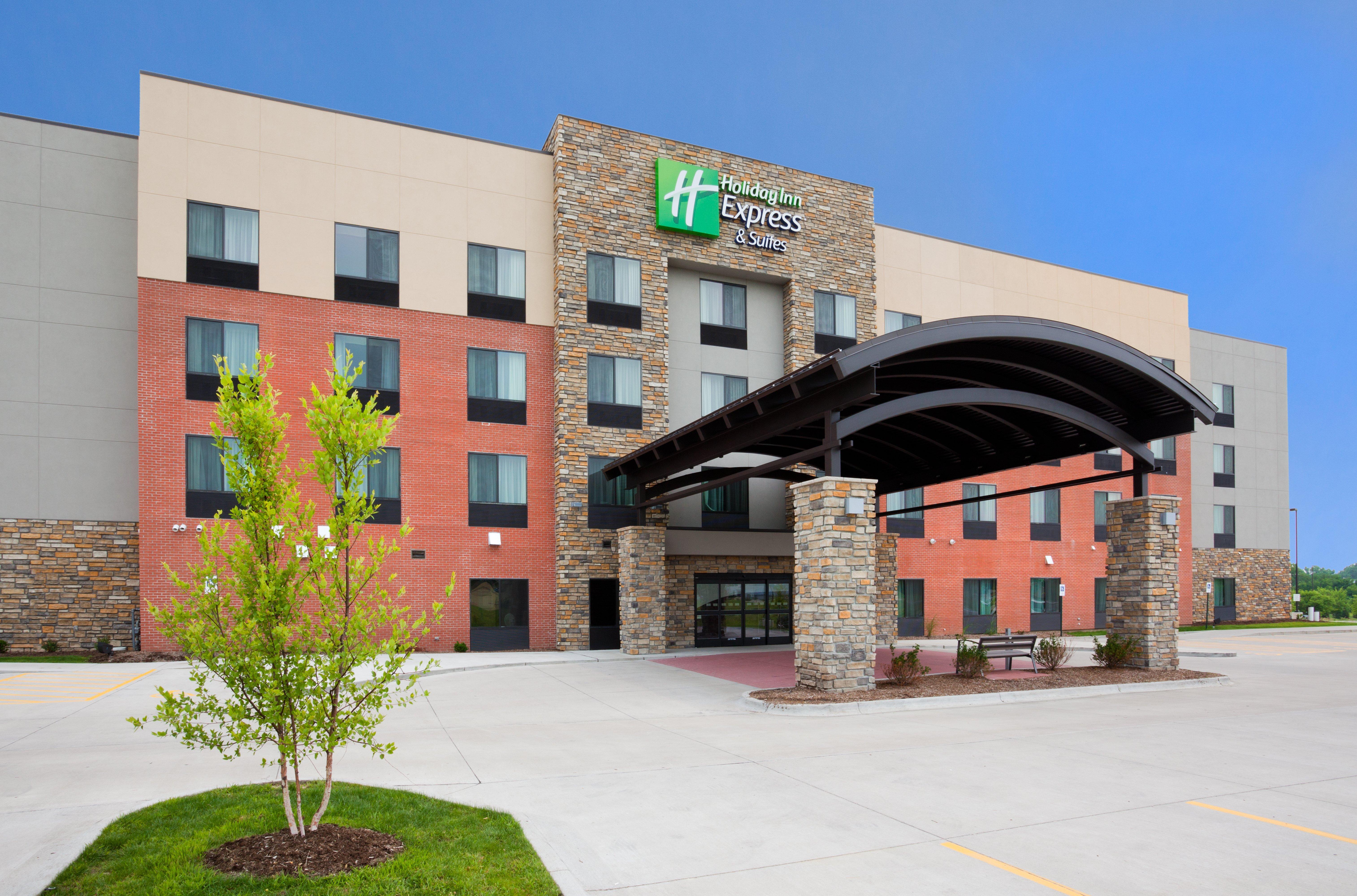 Holiday Inn Express & Suites Davenport, An Ihg Hotel Eksteriør billede